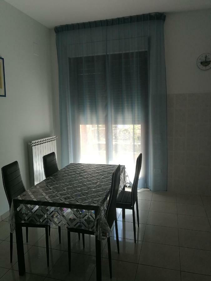Confortable In * Vasto