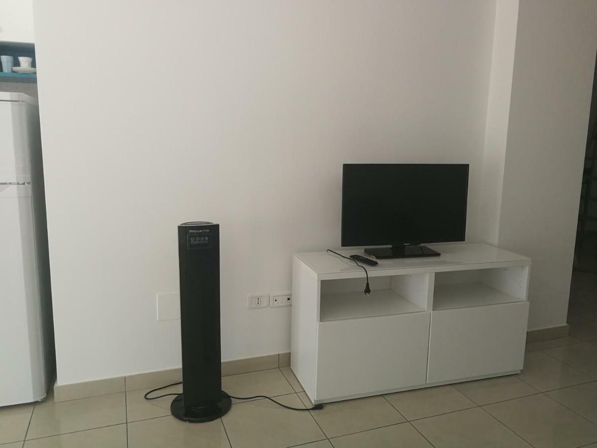 Confortable In Apartment Vasto